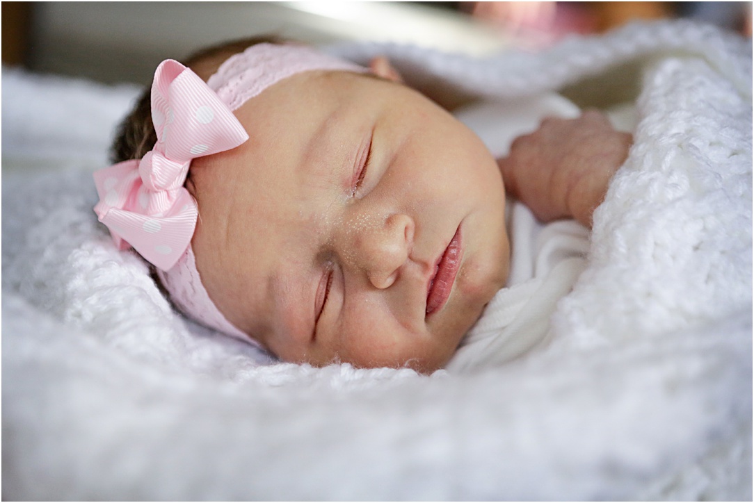 {B} Newborn – Jordann Tomasek Photography